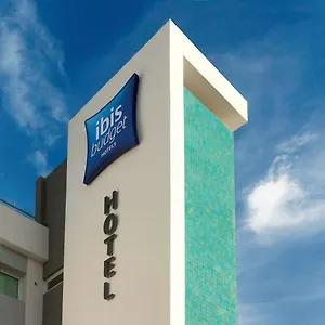 Hotel Ibis Budget Amberieu En Bugey/chateau Gaillard A42